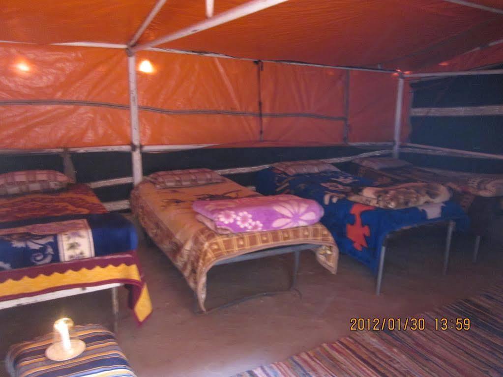 Отель Salman Zwaidh Camp Вади-Рам Экстерьер фото
